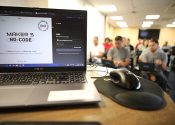 Prefeitura lança nova turma de formação gratuita de desenvolvedores no-code