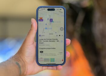 Canais digitais informam foliões sobre transporte no Carnaval de Salvador 2025