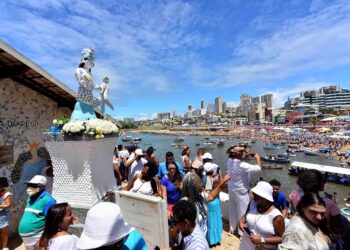 Lavagem de Itapuã e Festa de Iemanjá alteram trânsito na capital baiana
