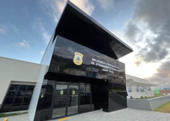 Homem é preso por armazenar material pornográfico de crianças em Jequié 