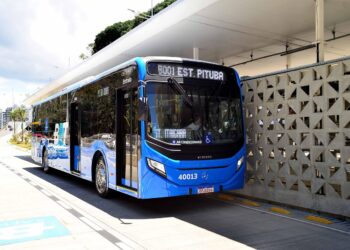 Viva Salvador terá operação especial com ônibus e BRT neste fim de semana