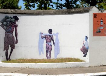 Projeto transforma ruas de Itapuã em galeria a céu aberto