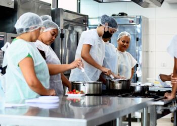 SPMJ e Senai oferecem cursos para mulheres e jovens no Subúrbio 360