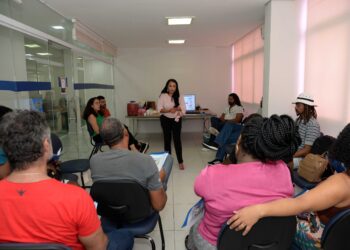 Centro Pop dos Mares participa de formação sobre políticas de drogas e redução de danos