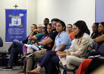 Prefeitura realiza encontro para fortalecer política sobre drogas com foco em escuta e integração da rede socioassistencial