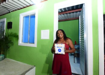 Prefeitura supera marca de 1,2 mil casas reformadas pelo Morar Melhor no Bairro da Paz