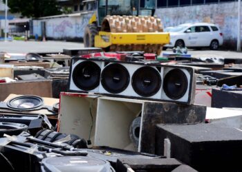 Sedur destrói 2,5 mil equipamentos sonoros apreendidos em alusão ao Dia Municipal de Combate à Poluição Sonora