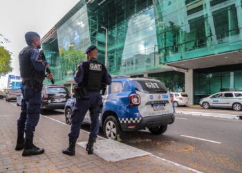 Grupo de Apoio ao Turista da Guarda Civil aumenta ações nas áreas com maior fluxo de visitantes em Salvador