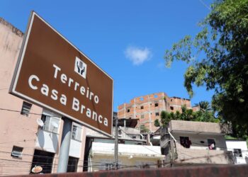 Prefeitura inicia desapropriação de imóvel irregular que ameaçava Terreiro da Casa Branca