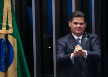 “Não estou em busca de protagonismo”, diz Alcolumbre após ser eleito