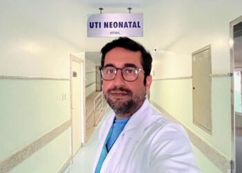 Novembro Roxo: cuidado especializado é a base para superar os desafios da prematuridade