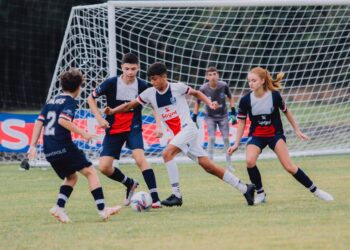 Escola de futebol oficial do PSG expande unidades no Brasil e destaca papel estratégico da região Nordeste