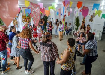 Centro Dia promove São João para famílias com familiares e crianças atendidas pelo equipamento socioassistencial