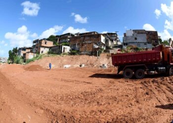 Em fase final de conclusão, ligação viária entre BR-324 e Mata Escura passa por vistoria