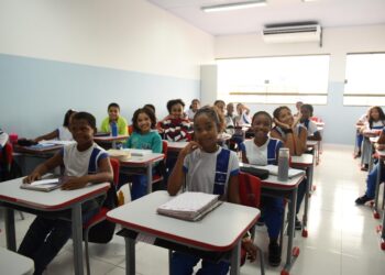 Prefeitura entrega nova escola em Pernambués com capacidade para 165 alunos do Ensino Fundamental I