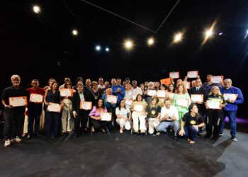 Prefeitura reúne mais de 2 mil servidores em encontro de lideranças e celebra excelência no serviço público