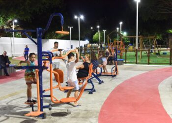 Prefeitura entrega praça que homenageia indigenista Bruno Pereira e jornalista inglês Dom Phillips