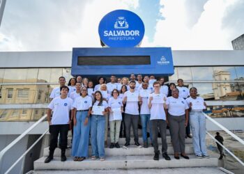 Prefeitura contrata 22 ex-estagiários por meio do programa Nossos Talentos