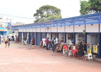 Com investimento de R$ 3,7 milhões, Prefeitura inaugura camelódromo com mais de 110 boxes em São Cristóvão