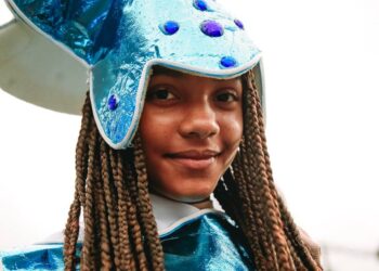 Bloco Muzembela exalta Iemanjá e cultura afro no Circuito Pérola Negra da Micareta de Feira