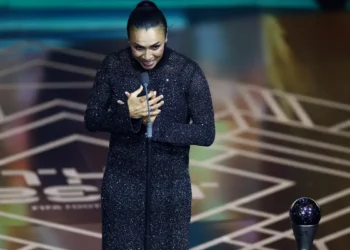 Com homenagem à rainha Marta, Fifa coroa melhores do mundo