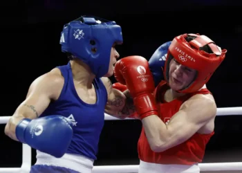 Bia Ferreira conquista o bronze no peso-leve do boxe feminino