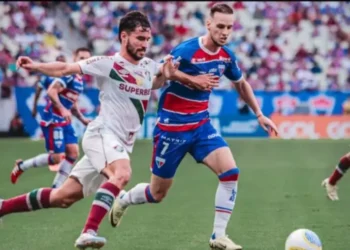 Fluminense perde para o Fortaleza e continua no fundo do poço do Z-4