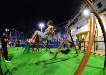 Prefeitura de Salvador entrega nova praça no bairro de Jardim Santo Inácio