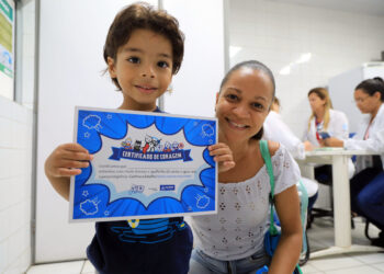 Vacinas podem evitar aumento de casos de gripe e dengue no período chuvoso