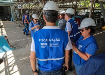 Sedur fiscaliza montagem dos camarotes e estruturas do Carnaval 2025