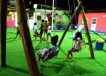 Engenho Velho de Brotas ganha duas praças com equipamentos de lazer e parque infantil
