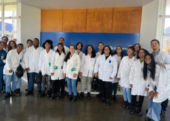 Estudantes de Engenharia Química da UFBA visitam unidade da Braskem no Polo de Camaçari