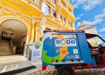 Salvador lança projeto pioneiro de coleta seletiva porta a porta com agendamento on-line