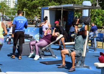 Em quatro meses, Academias Salvador beneficiam cerca de 13,5 mil pessoas com atividades físicas ao ar livre