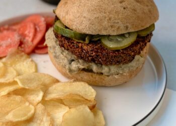 Casa Chálabi lança duas versões exclusivas de sanduíches árabes