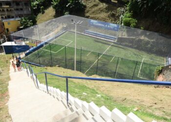 Prefeitura inaugura mais dois campos com gramado sintético em Paripe e Luiz Anselmo