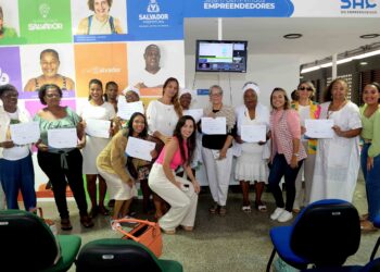 Sou Salvador certifica baianas após capacitação com foco na qualidade do atendimento