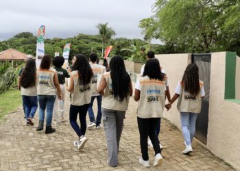 Visita guiada dos ECOguardiões marca reabertura do Parque Zoobotânico da Bahia