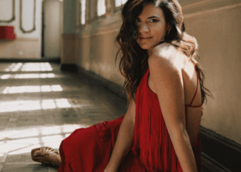 CAIXA CULTURAL Salvador apresenta show de Mariana Aydar