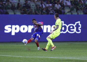 Bahia perde muitos gols e vê Palmeiras aproveitar falhas