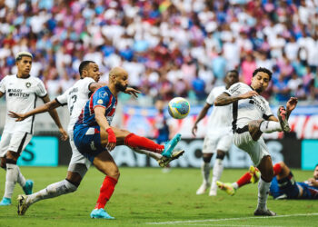 Sobrou emoção, faltou gol! Bahia e Botafogo empatam em bom jogo na Fonte Nova