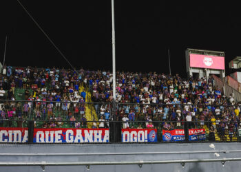 Bahia vacila no finalzinho e perde para o Bragantino