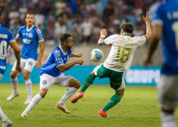Nova decepção: Bahia leva virada do Palmeiras e completa seis jogos sem vencer