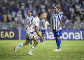 Com reservas, Bahia vence o CSA, no Rei Pelé e assume ponta do Grupo B do Nordestão