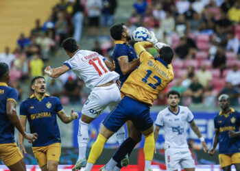 Com o pé no freio, Bahia empata com o Retrô e vai às quartas de final da Copa do Brasil