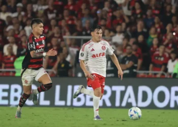 Inter e Fla jogam na capital gaúcha antes de decisão pela Libertadores