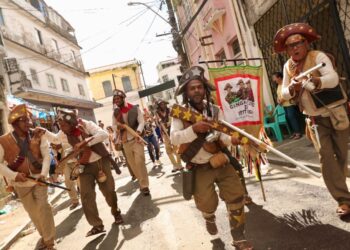 2 de Julho: Personagens mantêm viva a memória da Independência nas ruas de Salvador