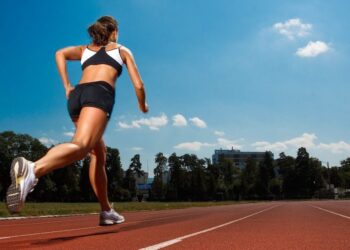 Quais as diferenças entre correr e caminhar e os benefícios para a saúde de cada uma delas