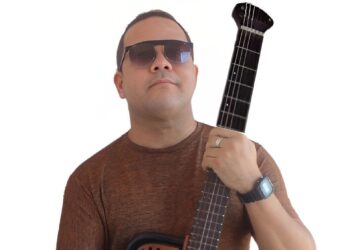 Afonso Penna homenageia Roberto Carlos e dá início a temporada de shows na Cantina da Lua