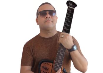 Afonso Penna canta agora todas as sextas-feiras na Cantina da Lua